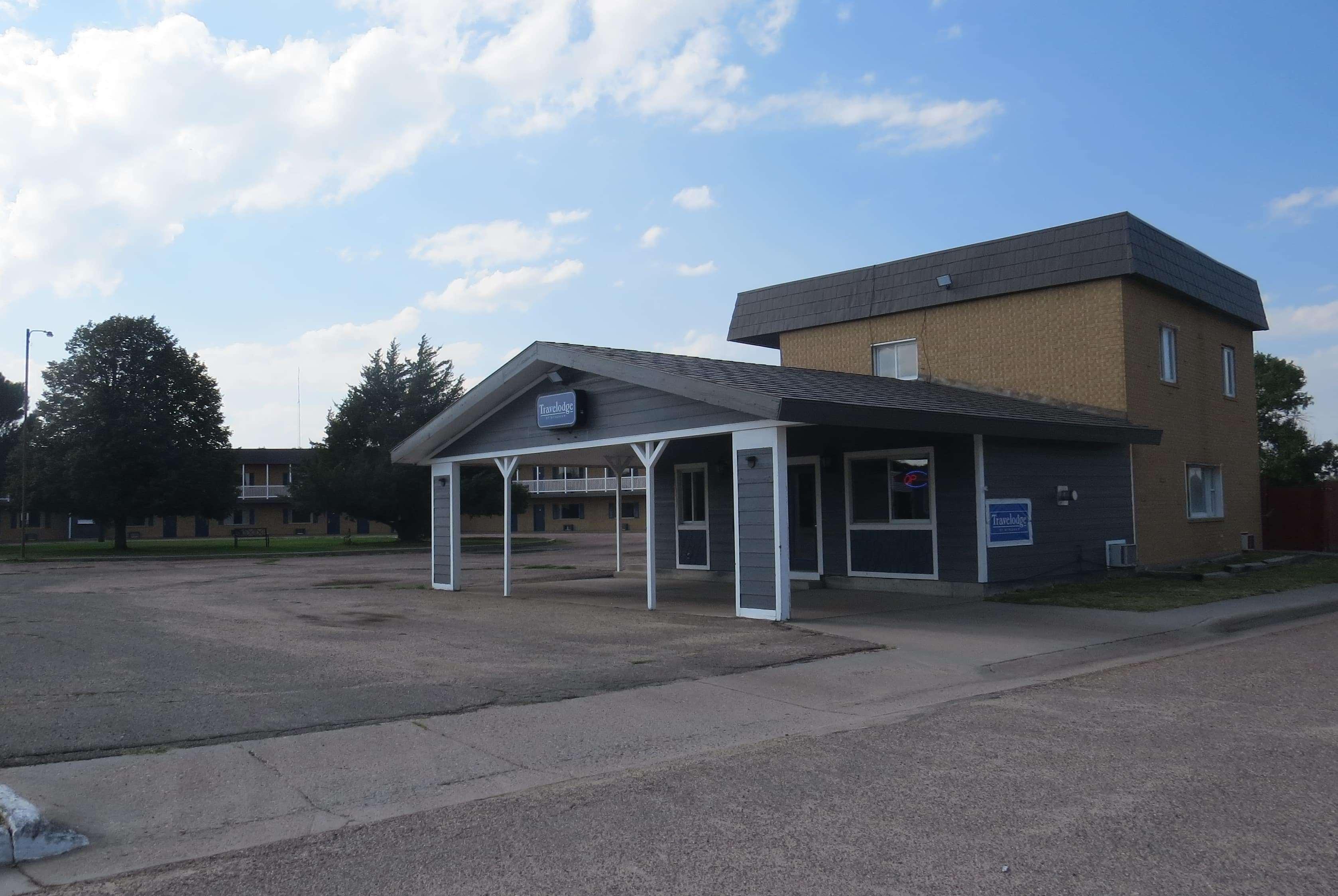 Travelodge By Wyndham Stratton Exterior foto